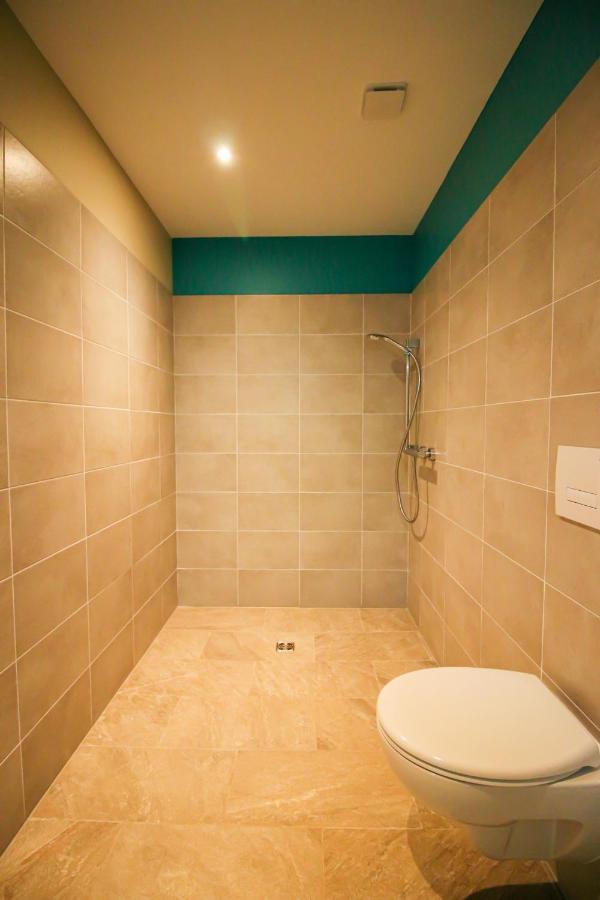 Bella, Jacuzzi Partage & Parking Avec Borne De Recharge Voiture Electrique Apartment Sarlat-la-Caneda Bagian luar foto